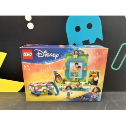 LEGO 43239 Disney Encanto...
